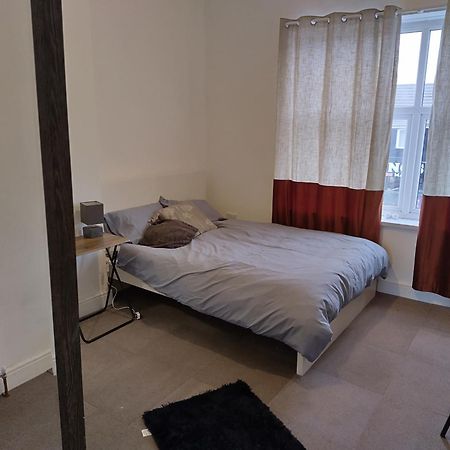 Havin B&B Stoke-on-Trent エクステリア 写真